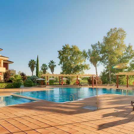 Ilunion Golf Badajoz Hotel Exterior photo