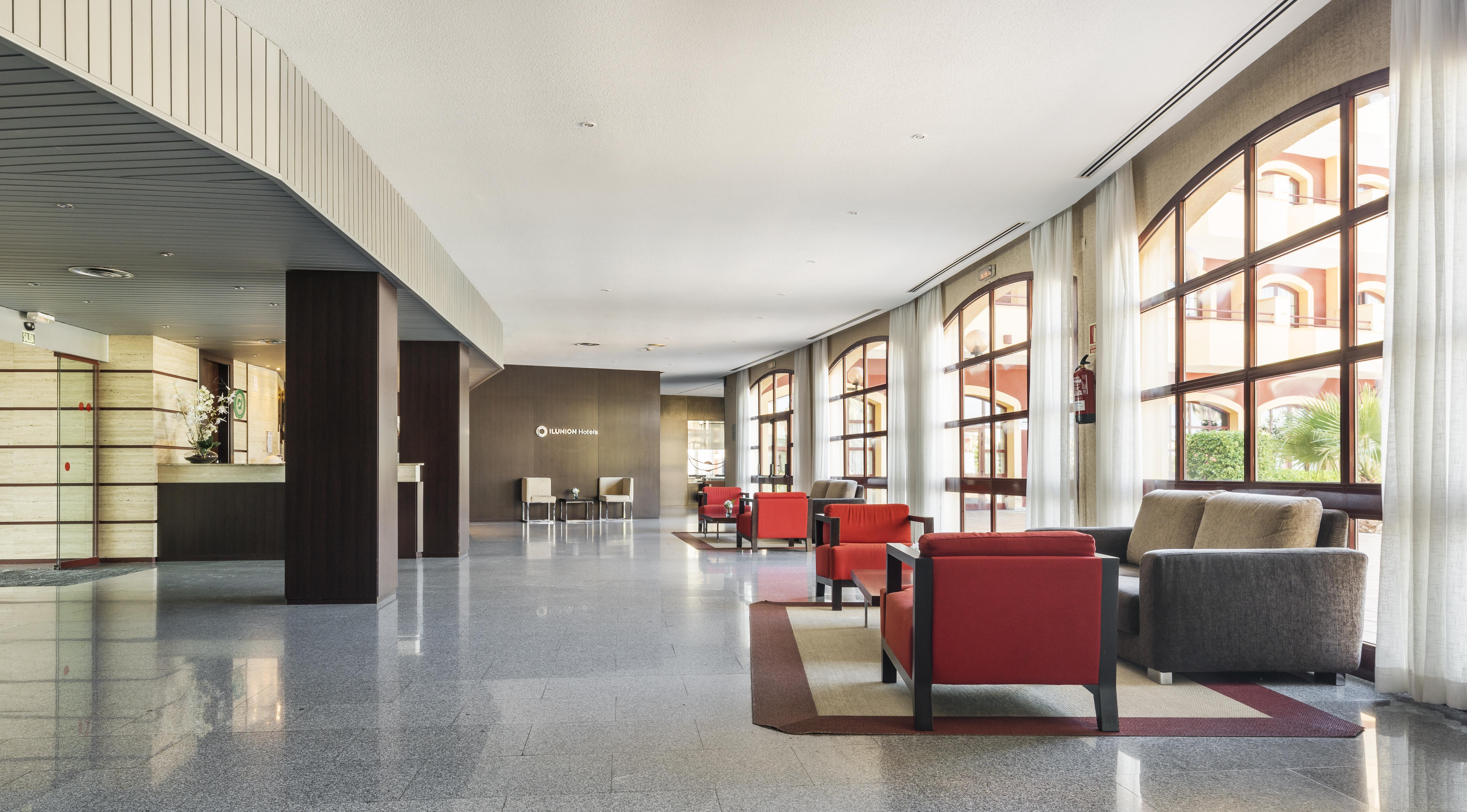 Ilunion Golf Badajoz Hotel Exterior photo