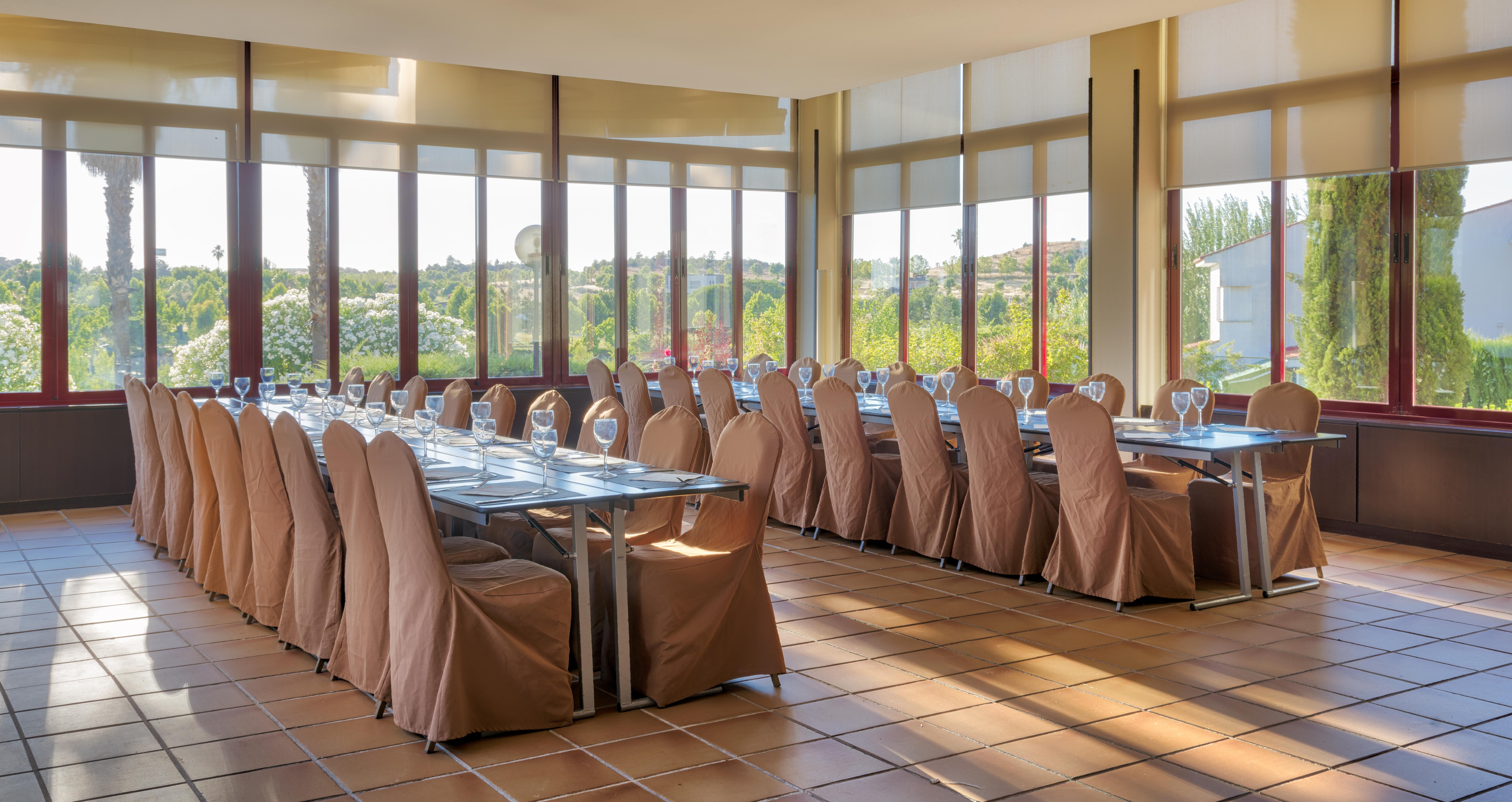 Ilunion Golf Badajoz Hotel Exterior photo