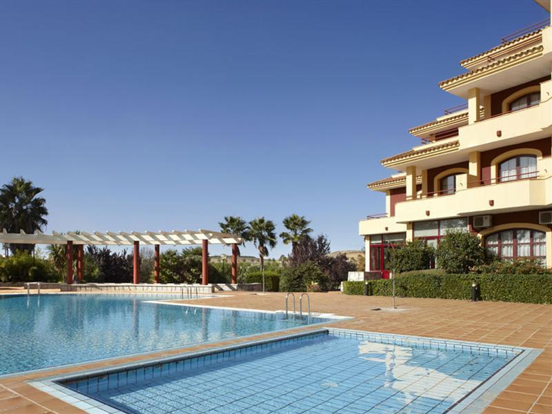 Ilunion Golf Badajoz Hotel Exterior photo